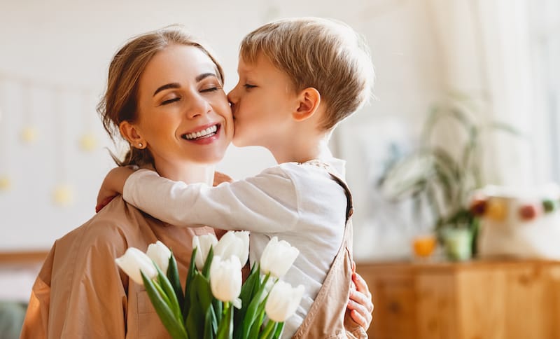 bible verses about mothers - son with tulips