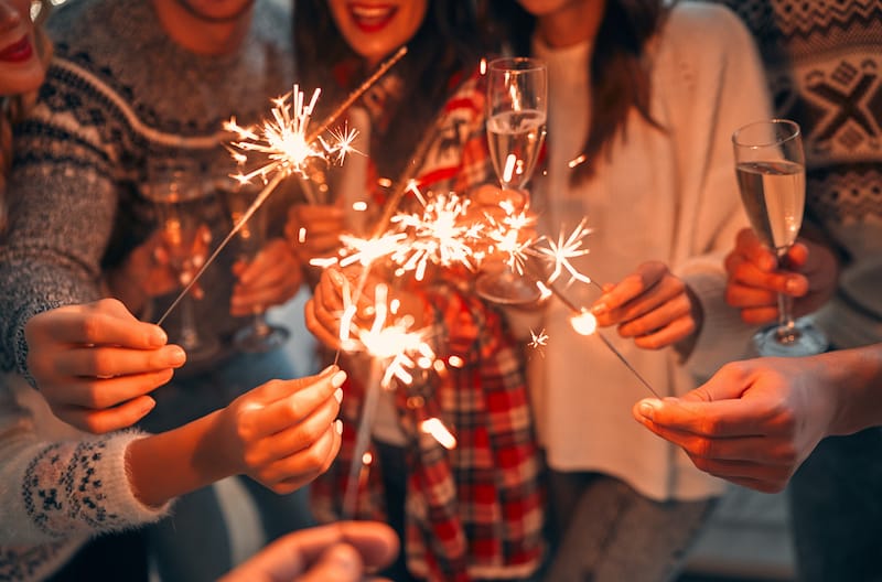New Year: Celebrate The Joy Of Giving: New Year Gifts For Friends and  Family