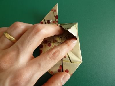 origami christmas ornaments step 8b