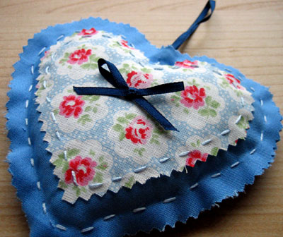 gifts to sew lavender heart 10